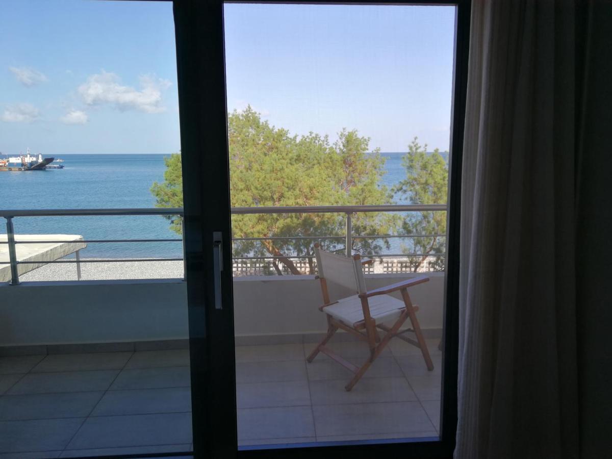 Amoutsa Seaside Villa Kolimvárion Exterior foto